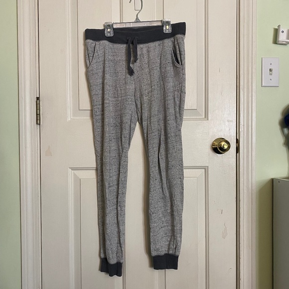 Gray sweatpants - Picture 1 of 5